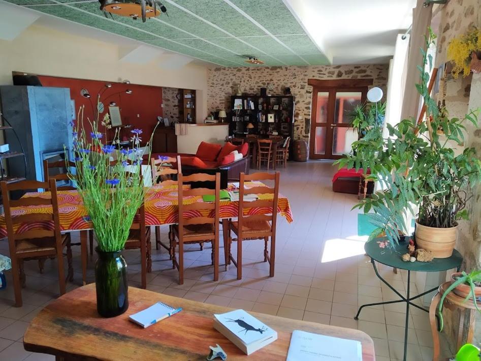 La Tribu De Lavaud Saint-Quentin-sur-Charente Exterior foto